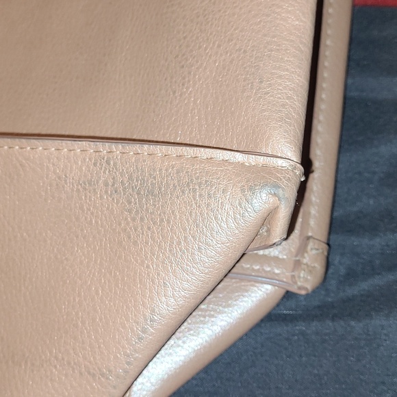 💕Neiman Marcus Tote -  Light Pink/Rose Gold with Pearl Sheer Finish💕 - Picture 10 of 11